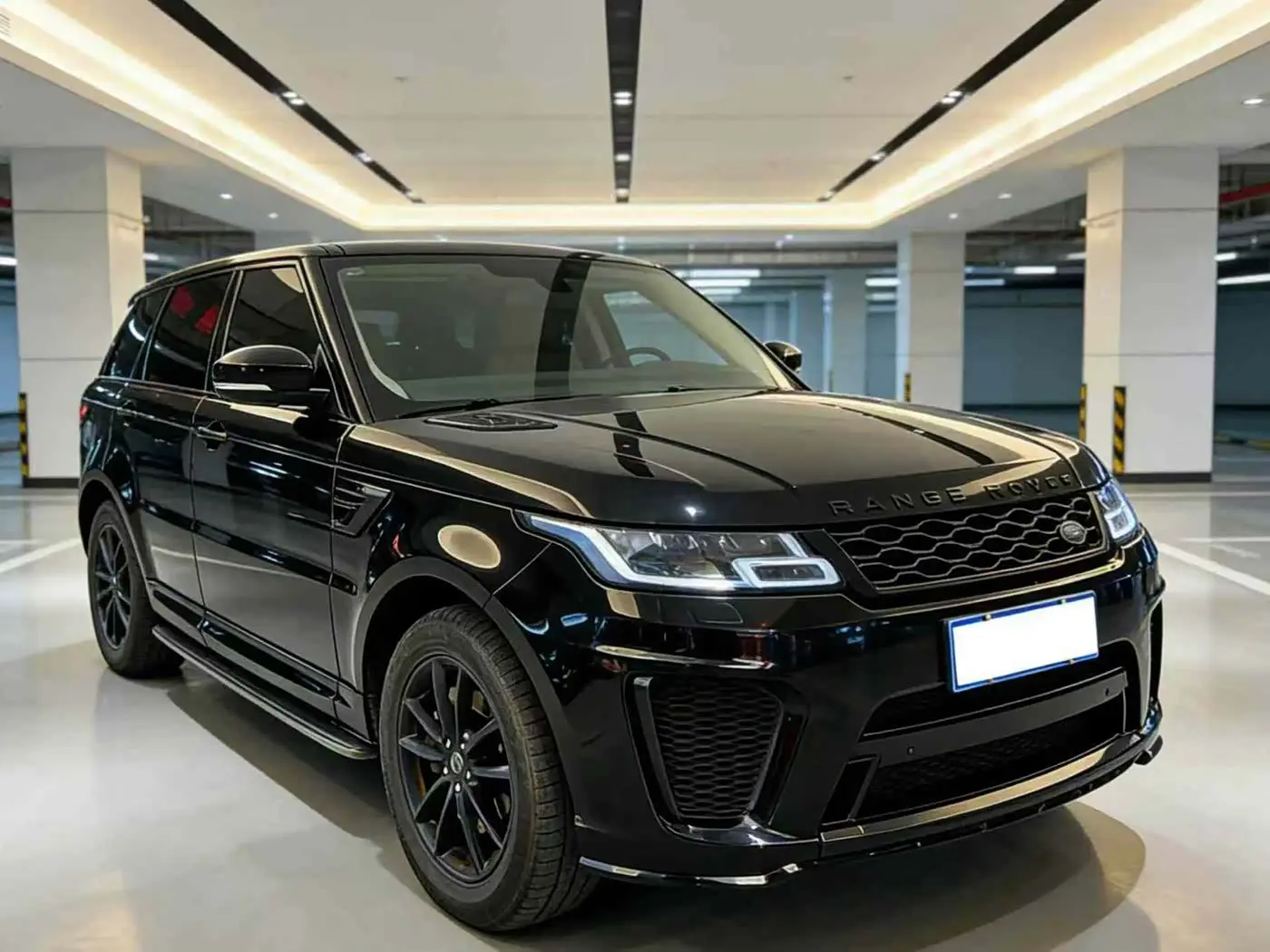 Land Rover Range Rover Sport 2016 — Photo 3/9
