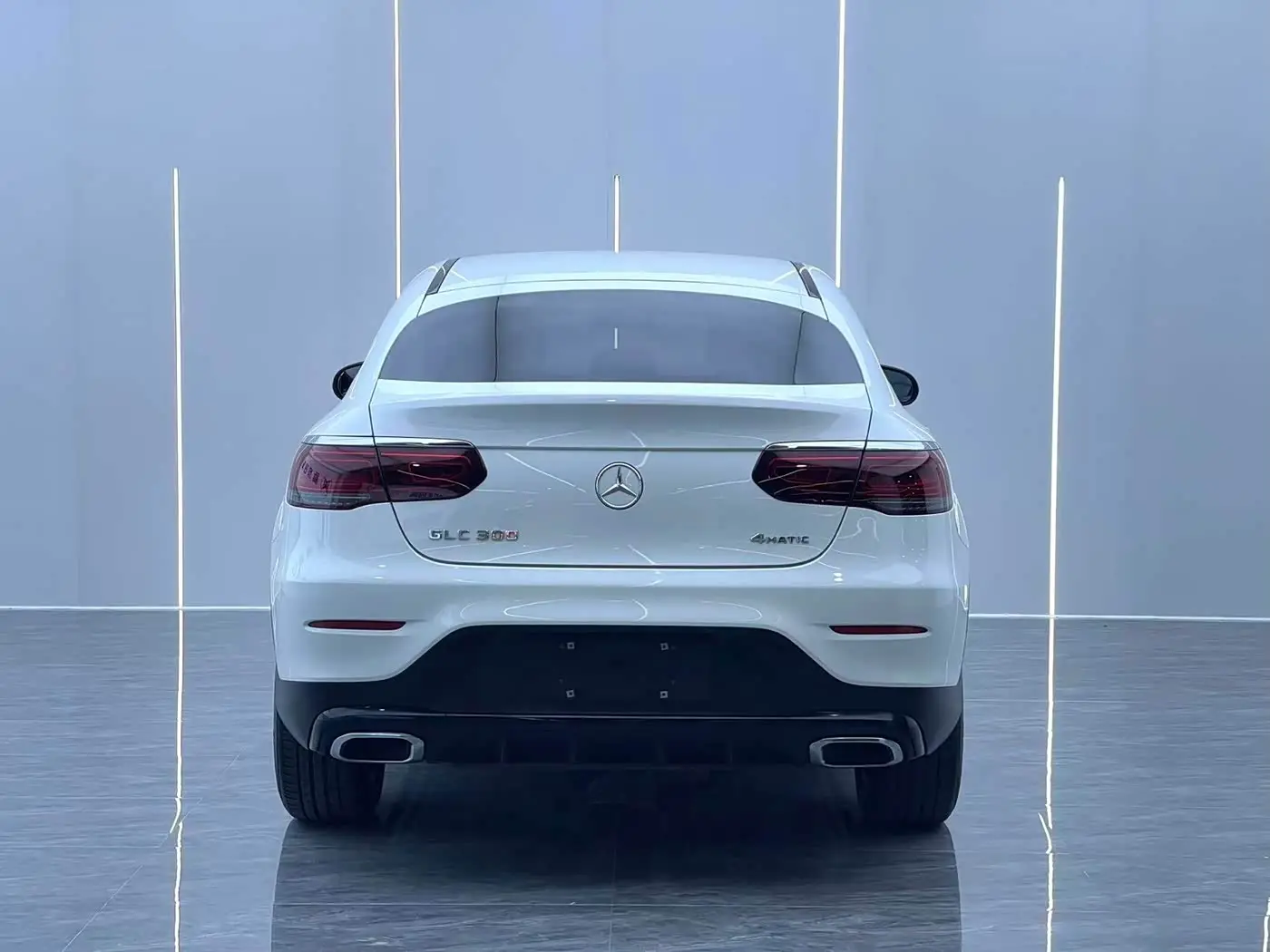 Mercedes-Benz GLC Coupe 2021 — Photo 14/15