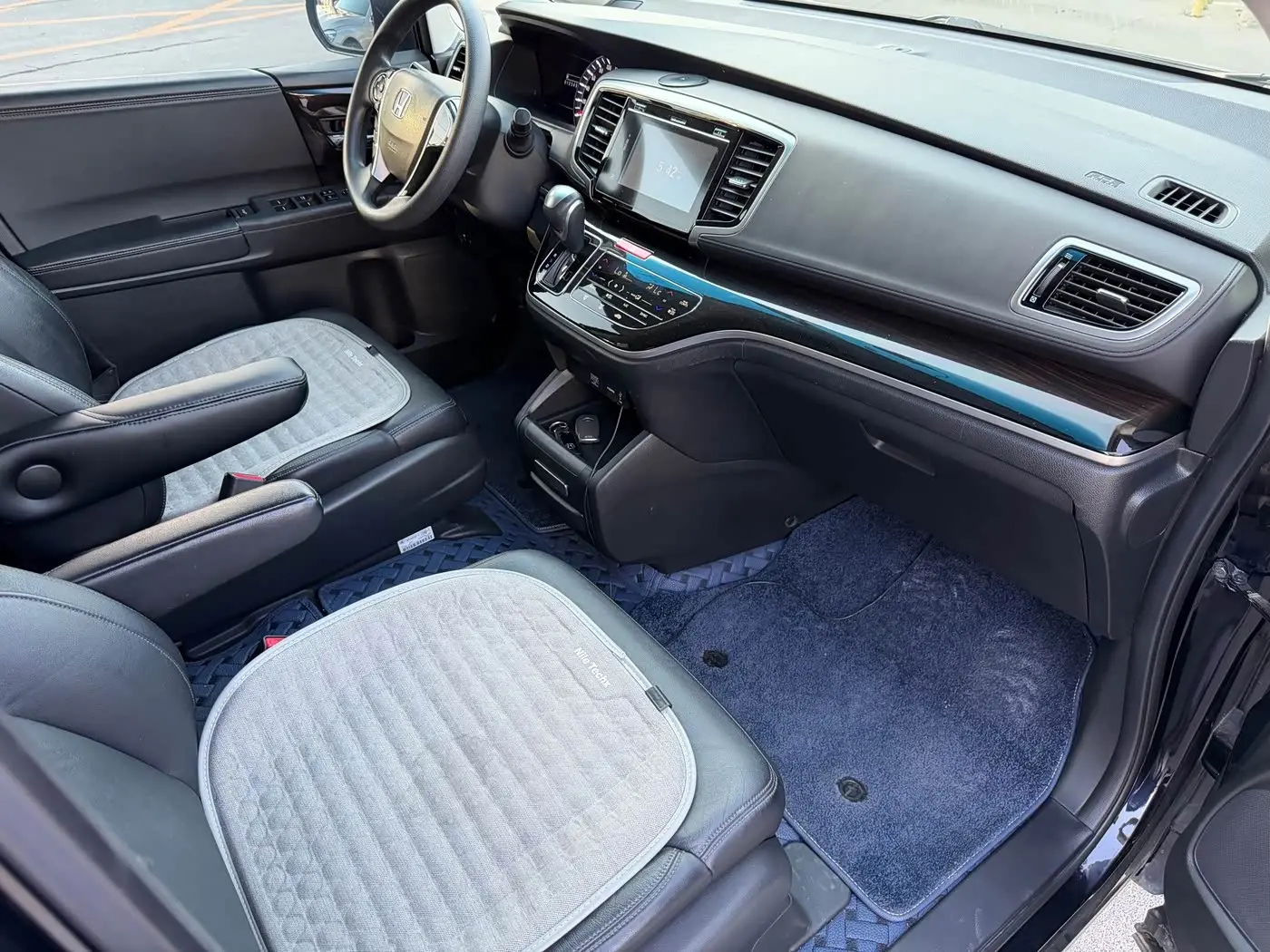 Honda Odyssey 2018 — Photo 12/16
