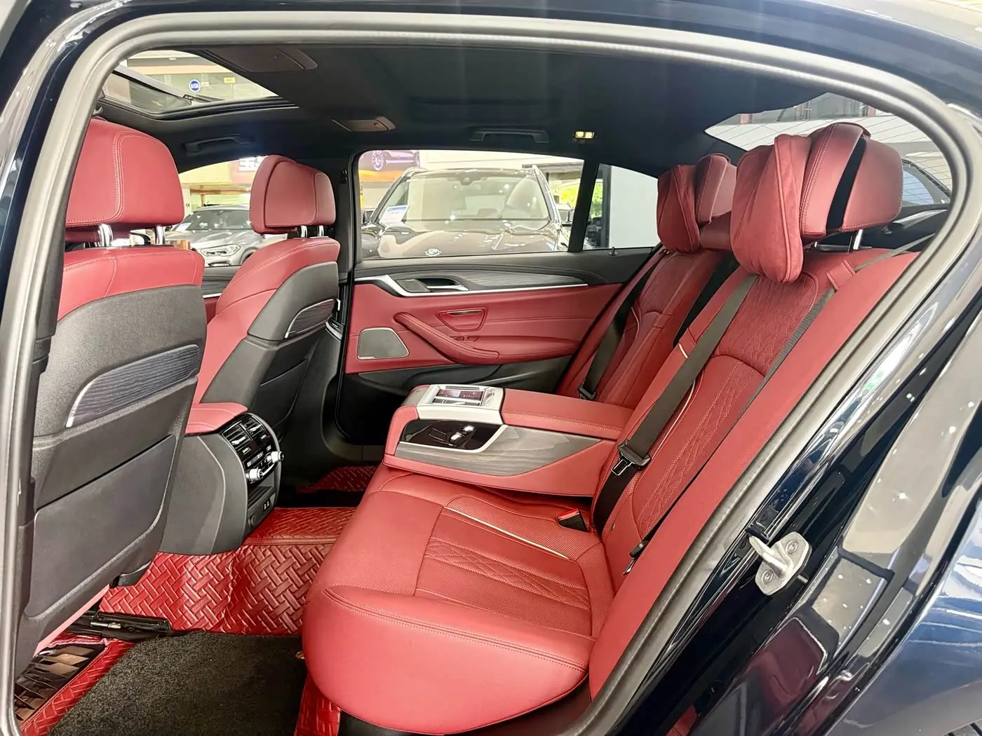 BMW 5 Series 2021 — Photo 5/17