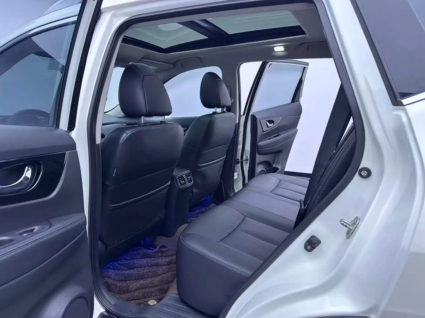 Nissan X-Trail 2021 — Şəkil 17/20