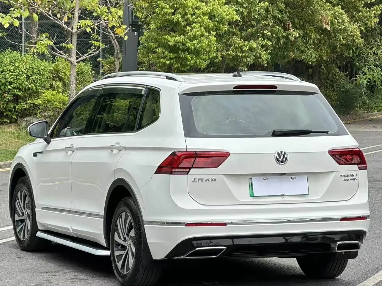 Volkswagen Tiguan L PHEV 2021 — Photo 14/18