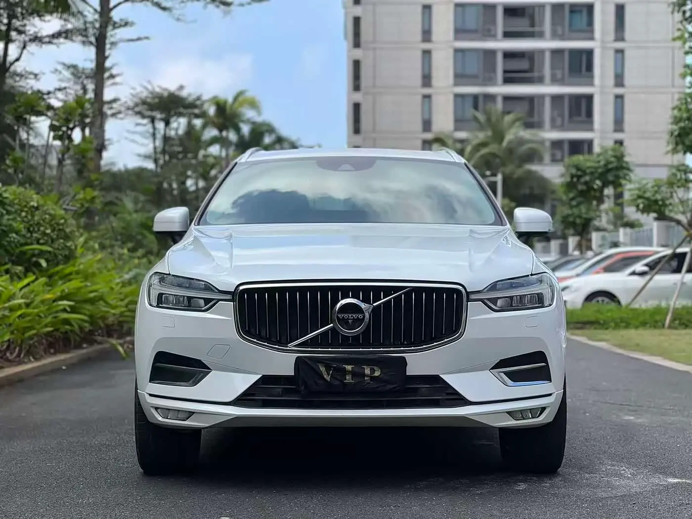 Volvo XC60 2018 — Фото 2/18