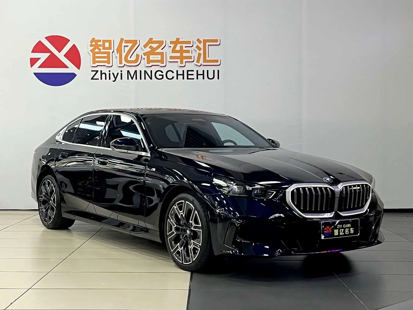 BMW 5 Series 2024 — Photo 3/16