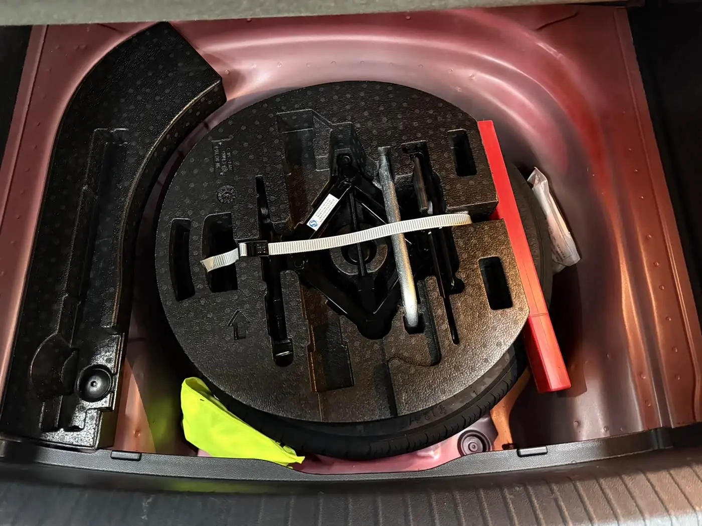Volkswagen Lamando 2022 — Photo 16/17
