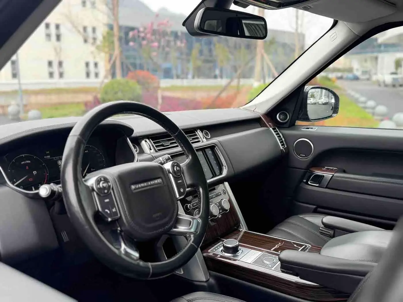 Land Rover Range Rover 2016 — Photo 7/20