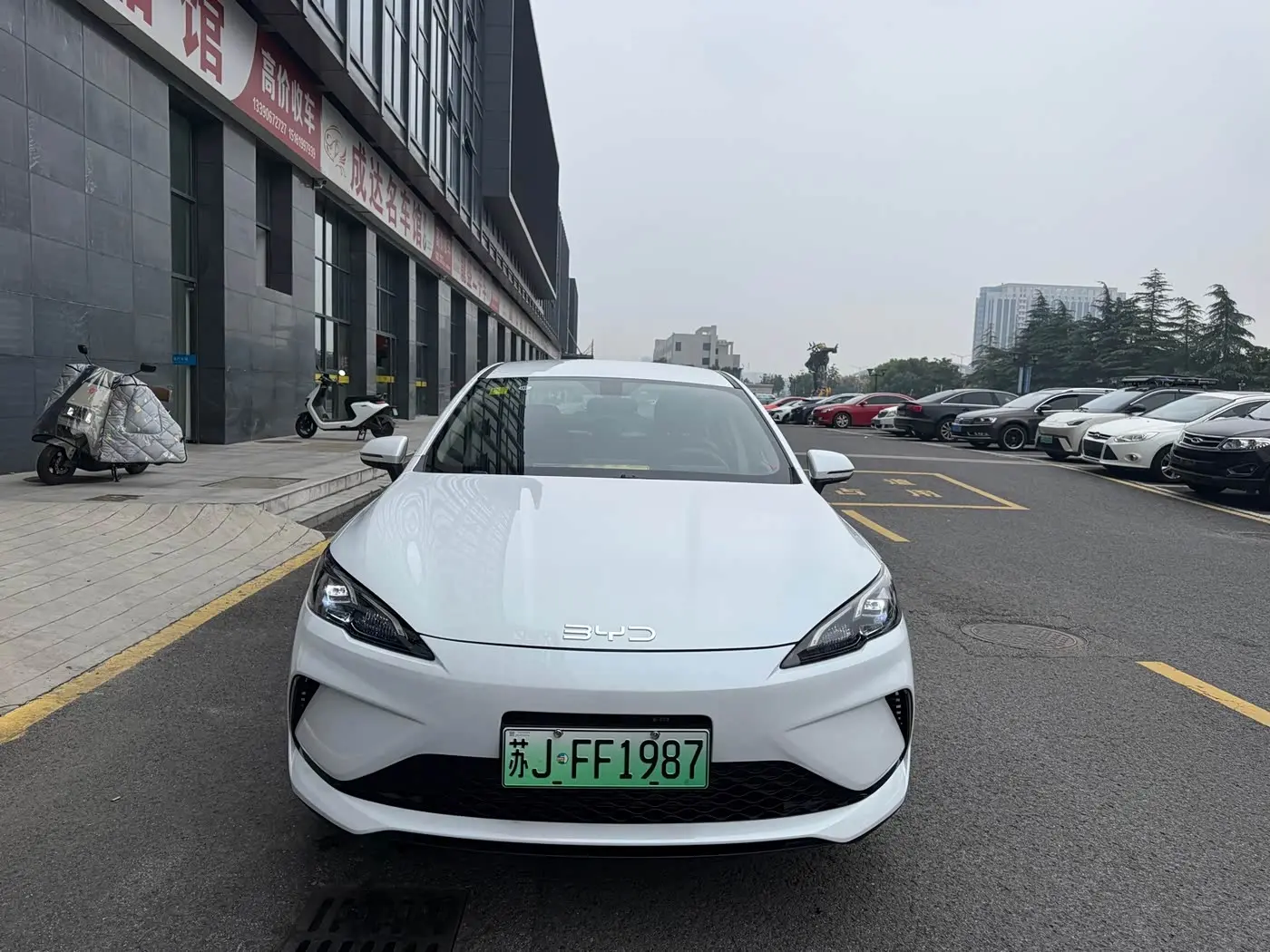 BYD Hai Bao 05 DM-i 2026 — Photo 3/19