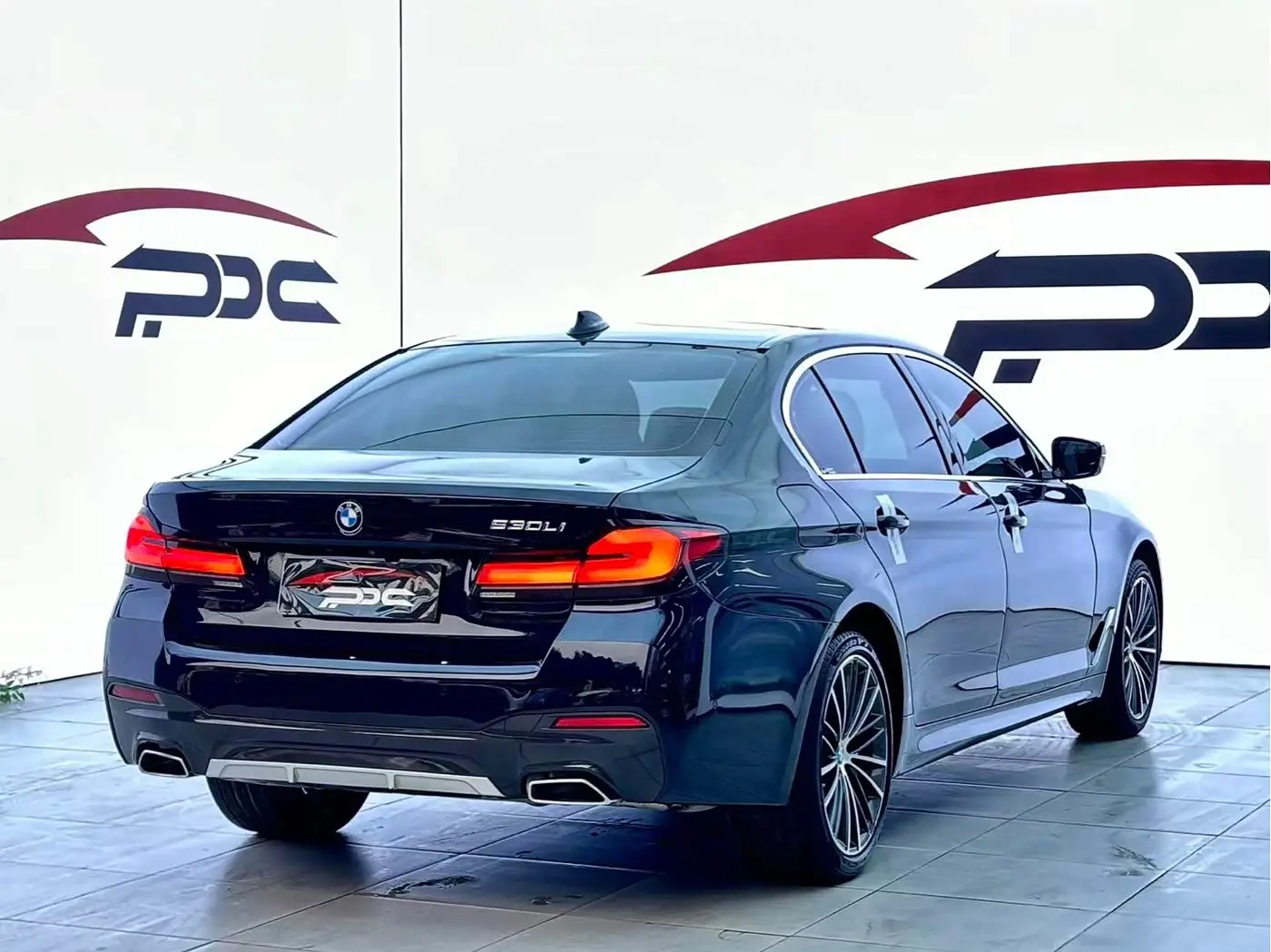 BMW 5 Series 2023 — Фото 20/20