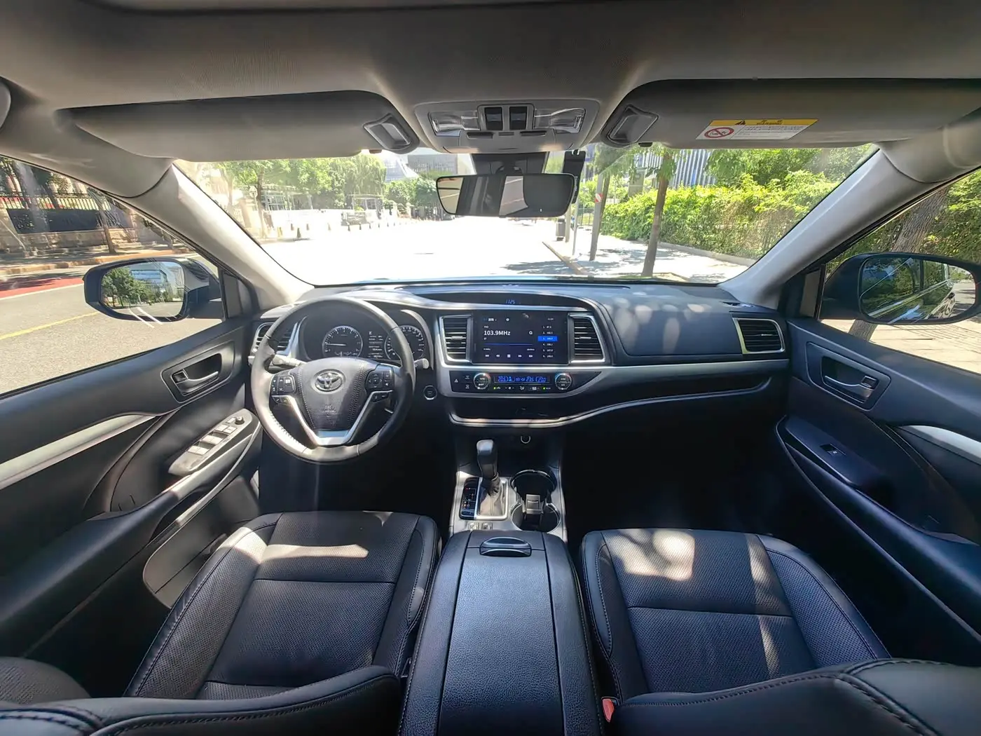 Toyota Highlander 2021 — Şəkil 11/20