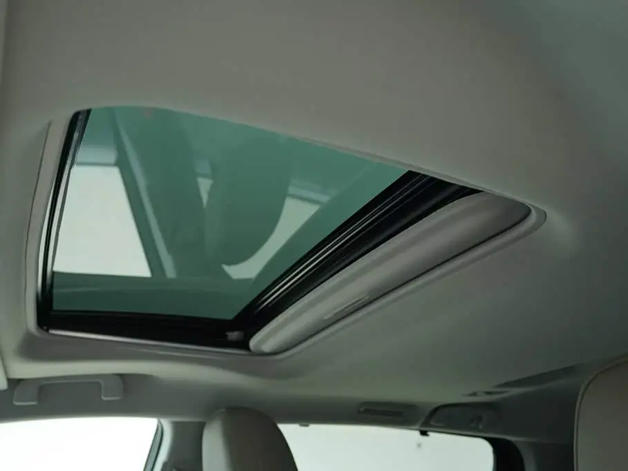 Toyota Sienna 2025 — Photo 11/19