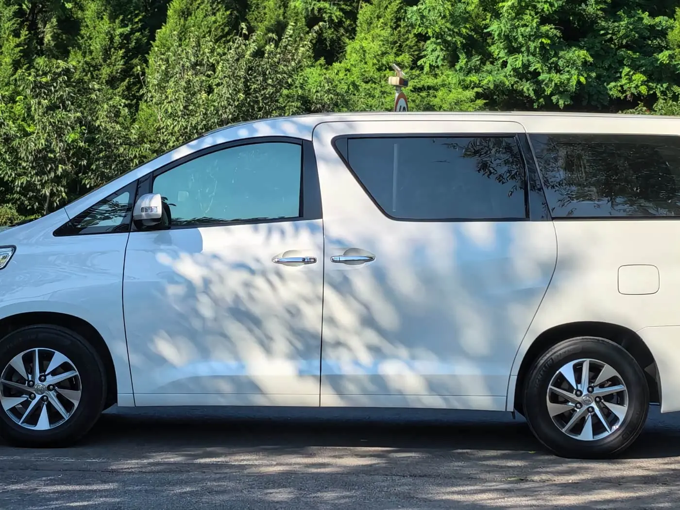 Toyota Alphard 2016 — Фото 3/20