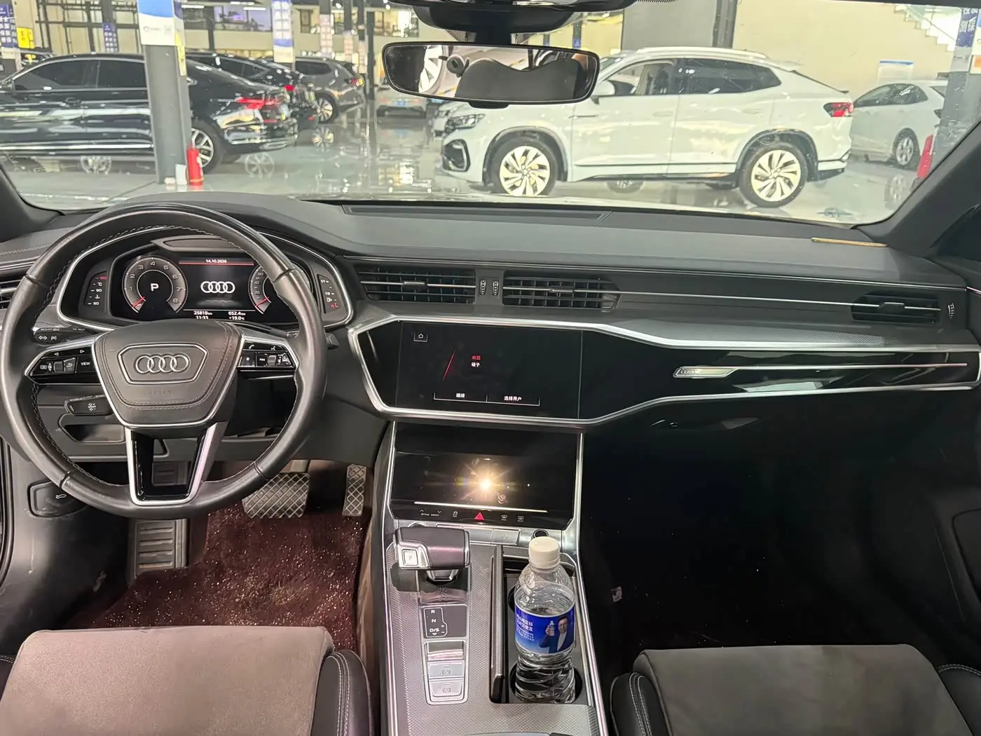 Audi A6L 2024 — Photo 7/9