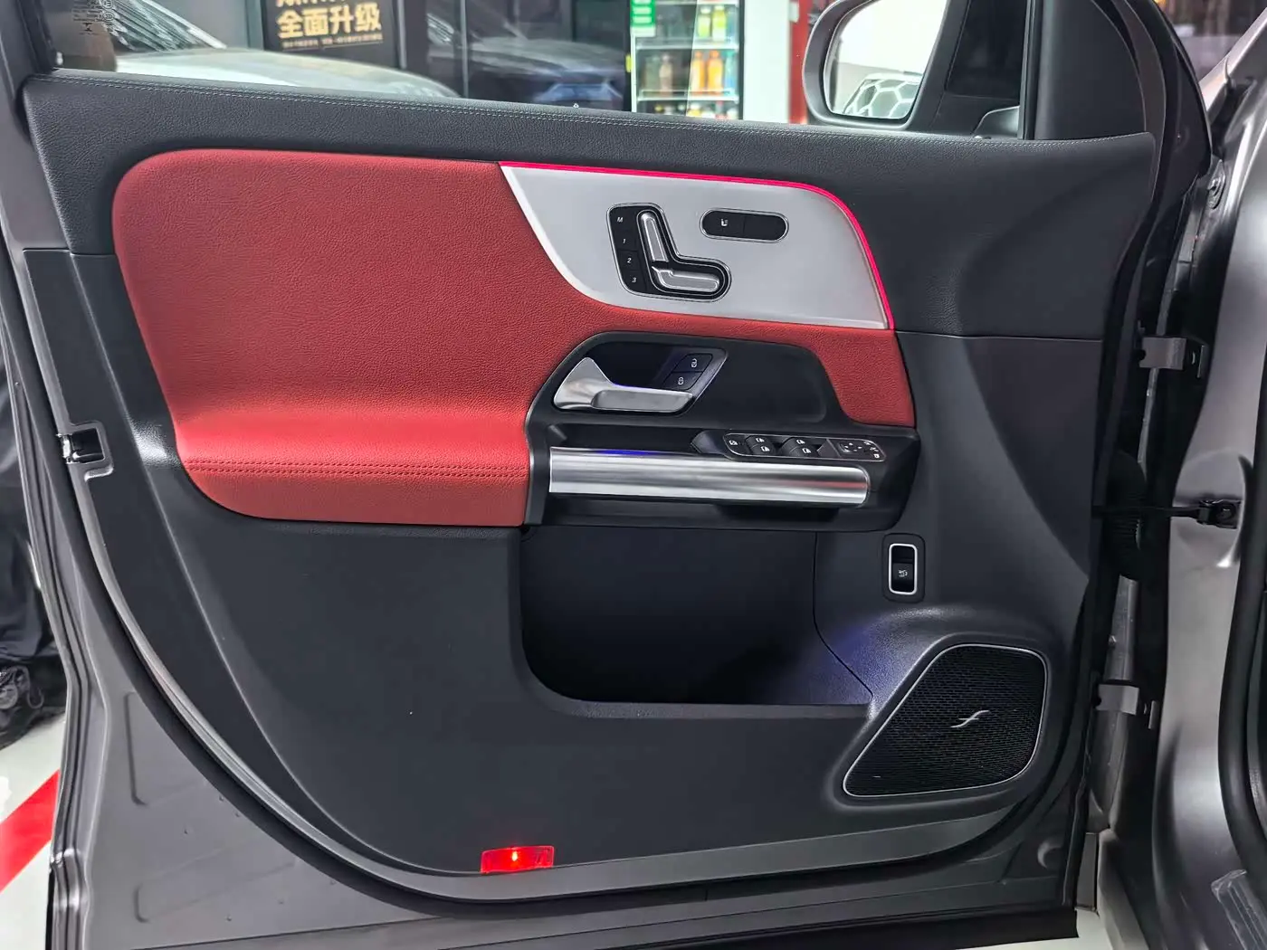 Mercedes-Benz GLA AMG 2021 — Фото 13/20