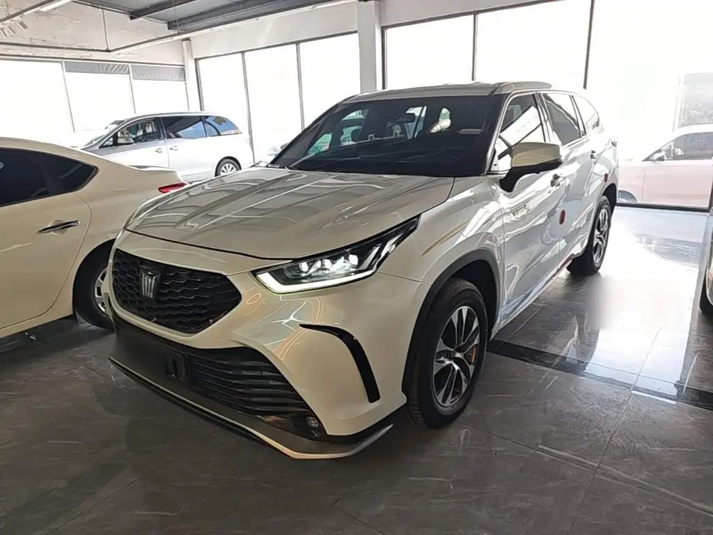 Toyota Crown Kluger 2022 — Photo 1/19