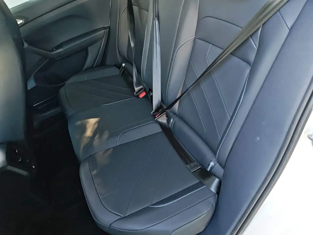 Volkswagen Tharu 2025 — Photo 16/19