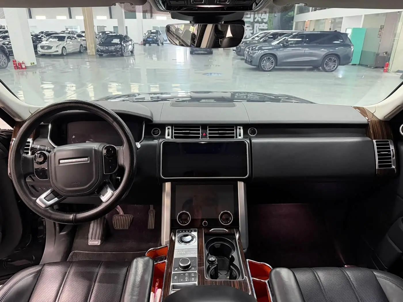 Land Rover Range Rover 2019 — Фото 6/10