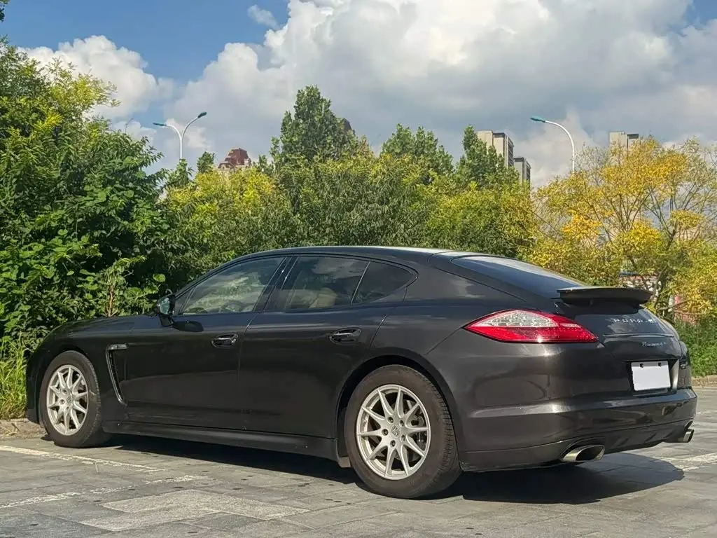 Porsche Panamera 2012 — Photo 5/11
