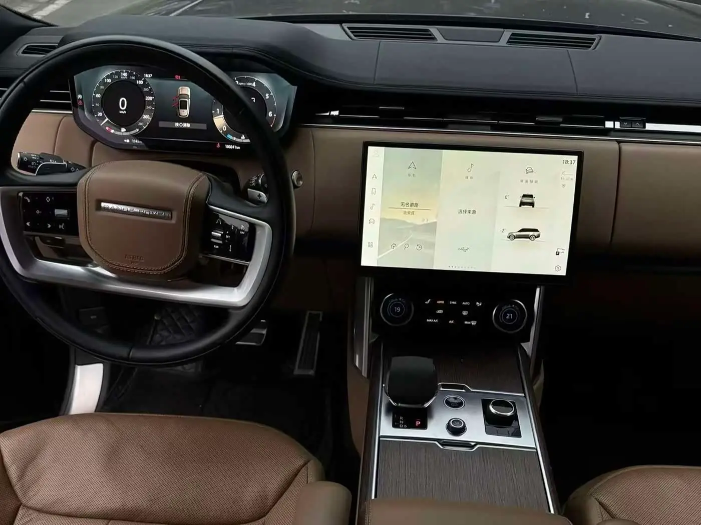 Land Rover Range Rover 2023 — Фото 6/12