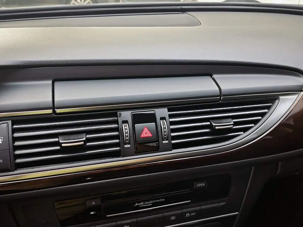 Audi A6L 2017 — Photo 16/19
