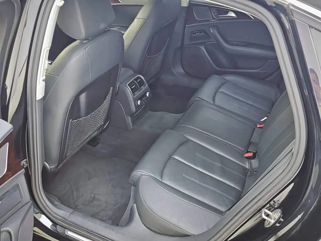 Audi A6L 2017 — Photo 2/19