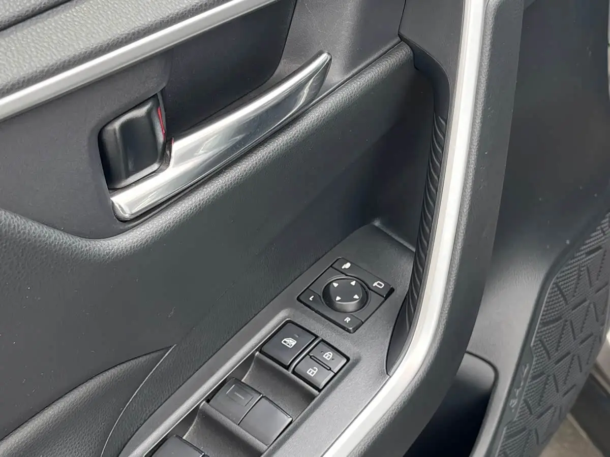 Toyota RAV4 Rongfang Dual Engine E+ 2022 — Photo 16/20