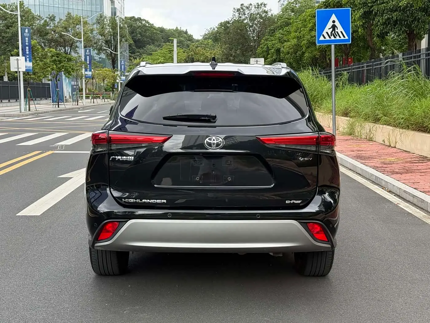 Toyota Highlander 2025 — Şəkil 18/18