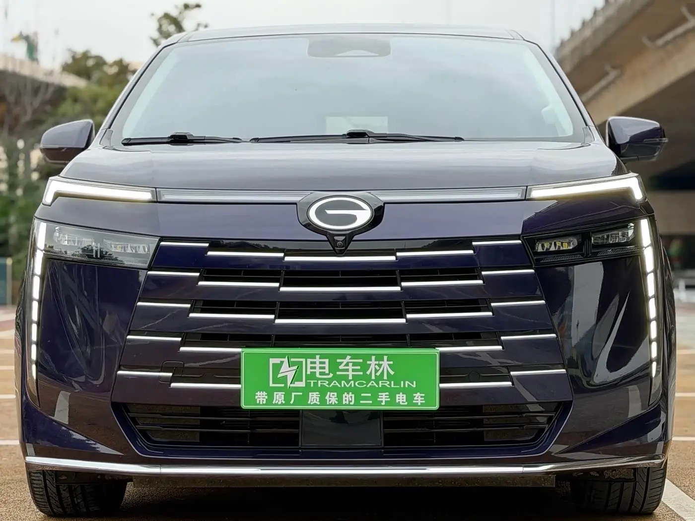 GAC Trumpchi Trumpchi E8 NEV 2023 — Фото 2/19