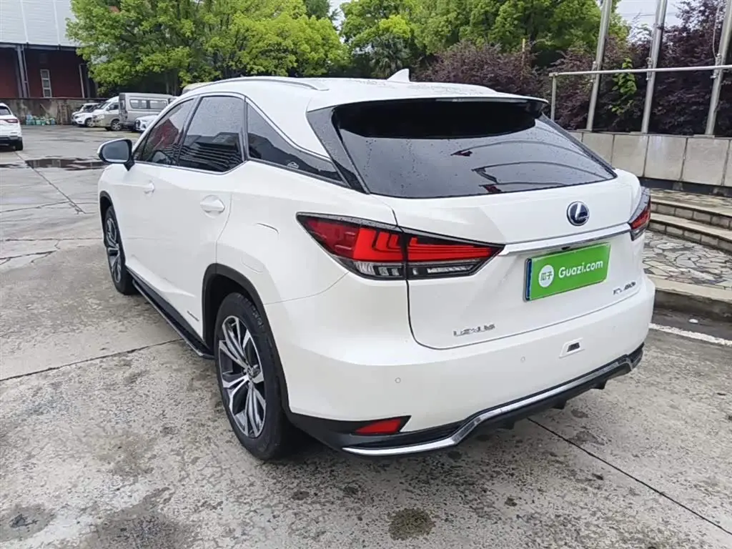 Lexus RX 2021 — Photo 5/20