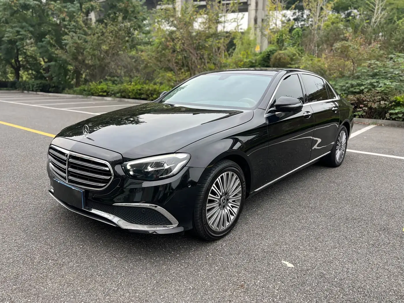 Mercedes-Benz E-Class, 2023