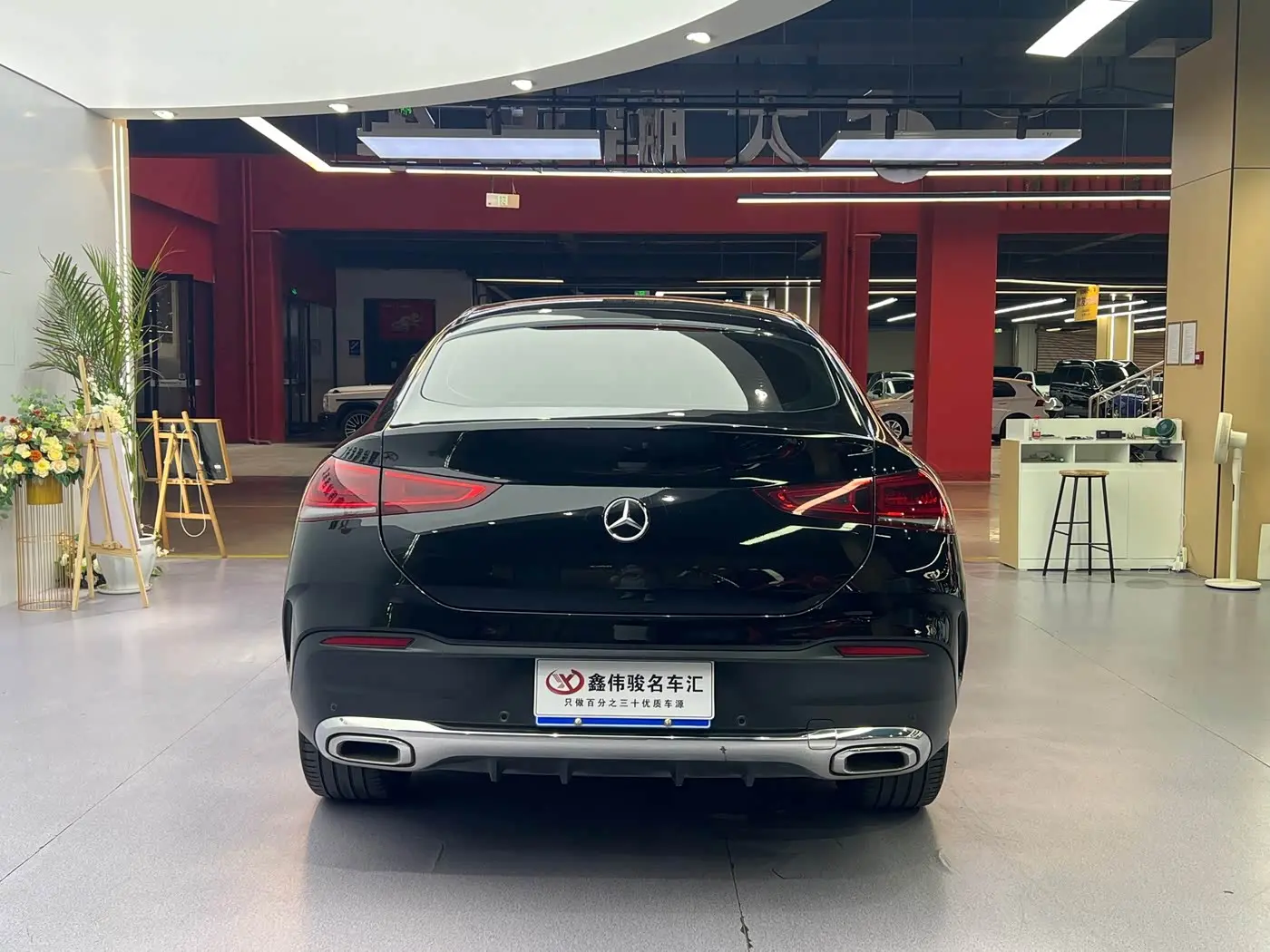 Mercedes-Benz GLE Coupe 2023 — Photo 17/18