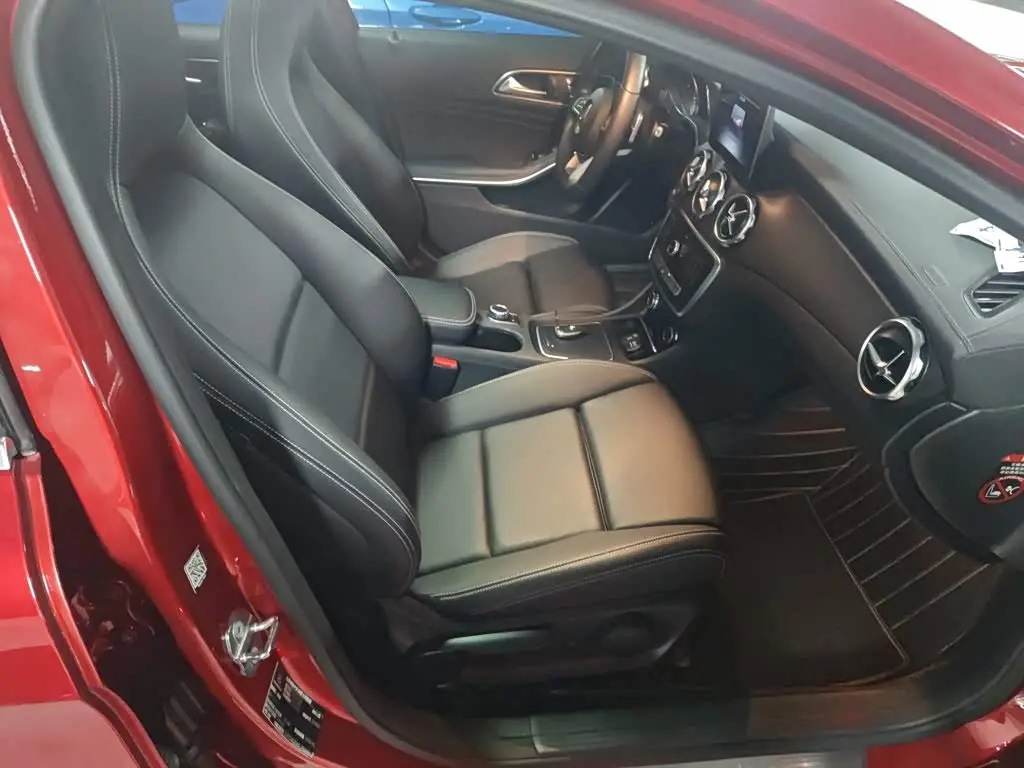 Mercedes-Benz GLA 2019 — Фото 19/19