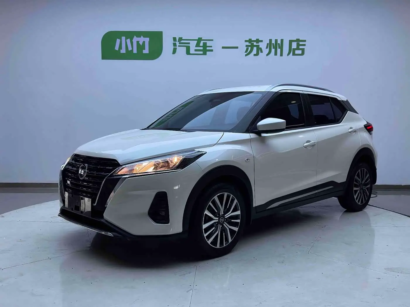 Nissan Kicks 2021 — Фото 1/20