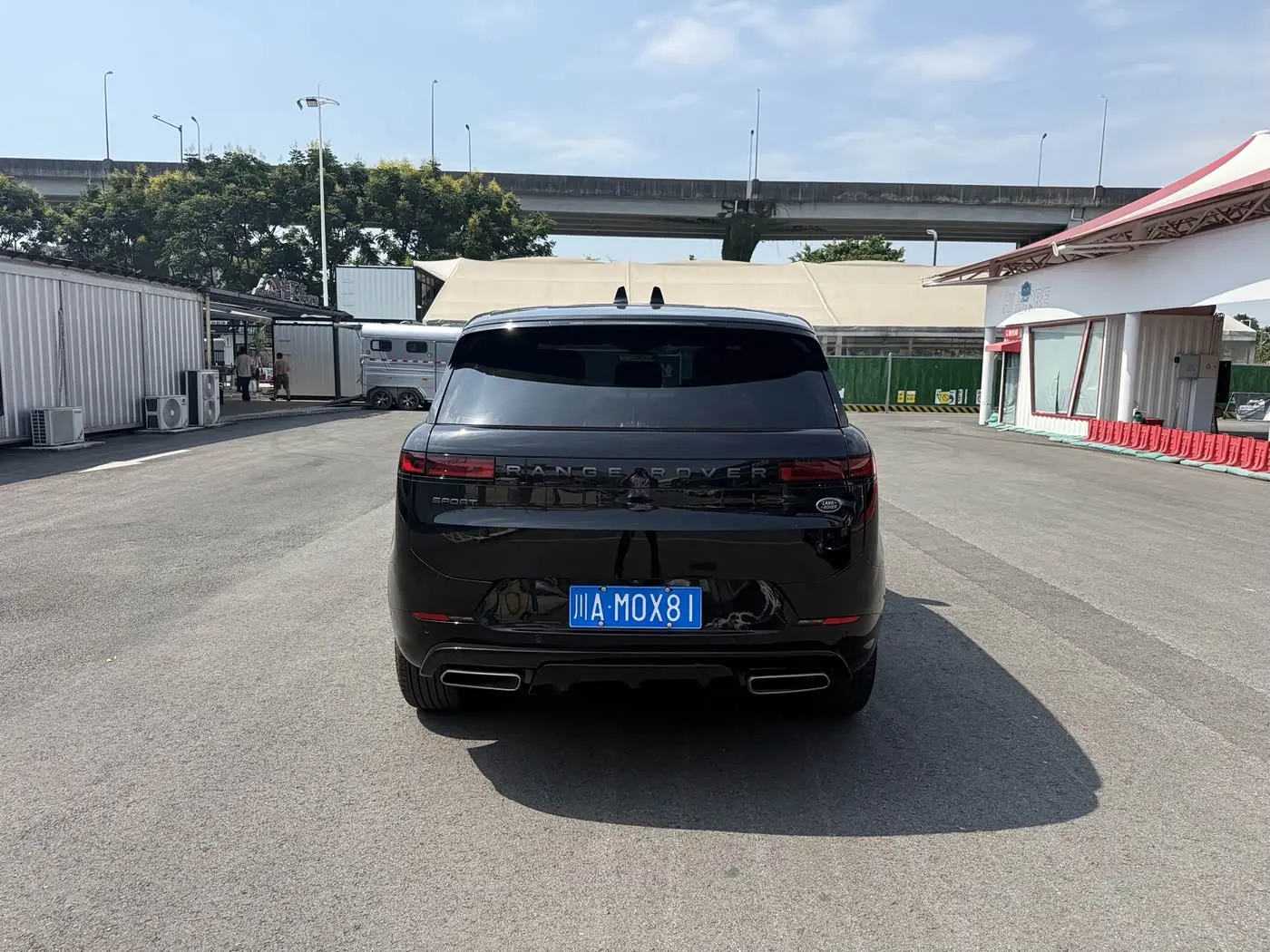 Land Rover Range Rover Sport 2023 — Photo 12/15