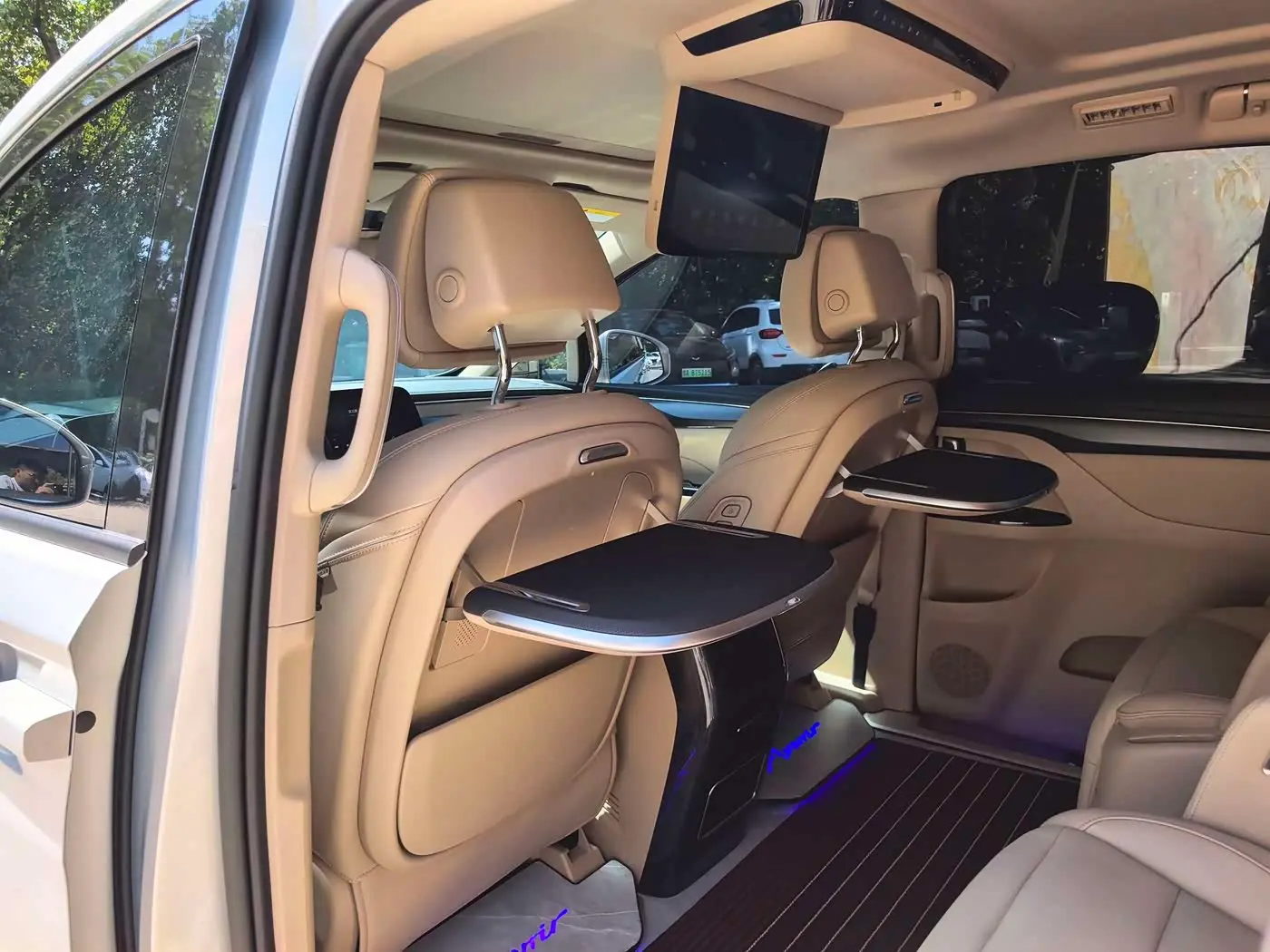 Buick GL8 New Energy 2025 — Şəkil 14/18