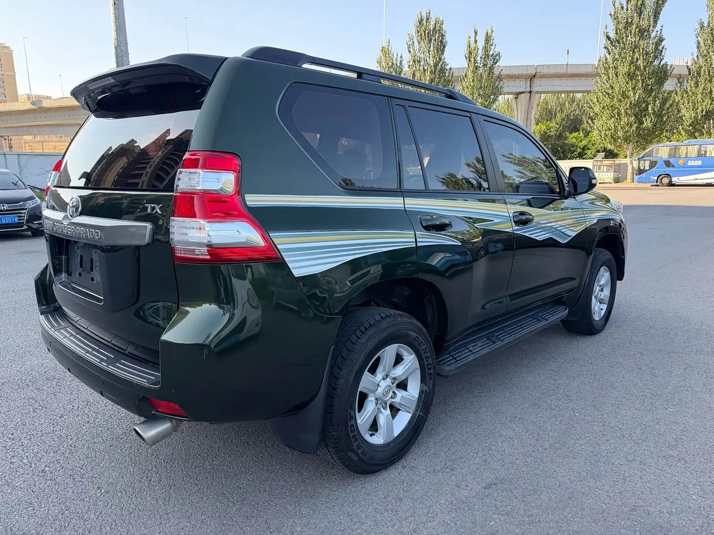 Toyota Prado 2017 — Photo 10/20