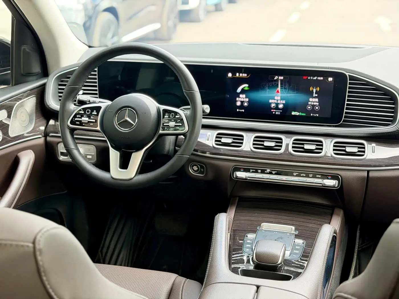 Mercedes-Benz GLE 2022 — Photo 18/20