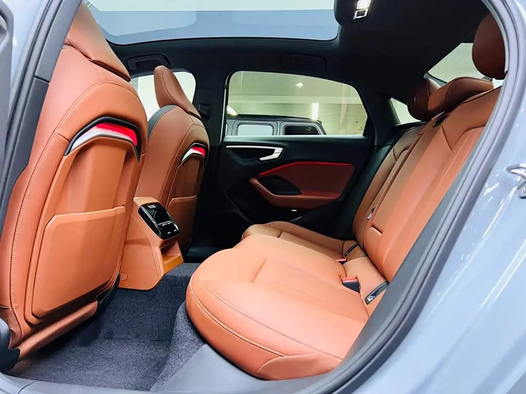 Audi A5L 2026 — Photo 15/15