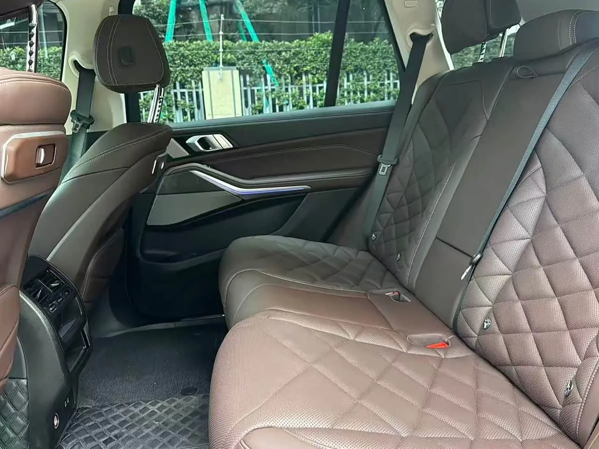 BMW X5 2023 — Photo 9/9