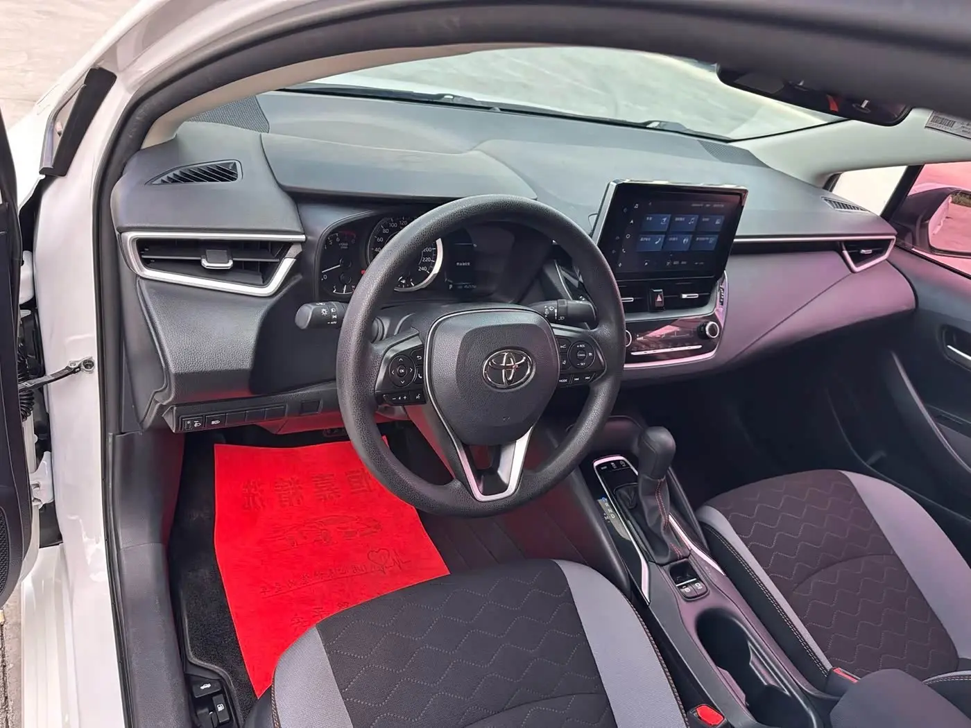 Toyota Corolla 2022 — Фото 12/20