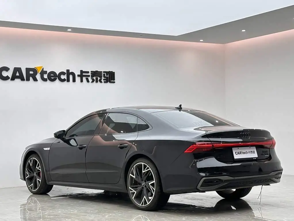 Audi A7L 2024 — Photo 3/20