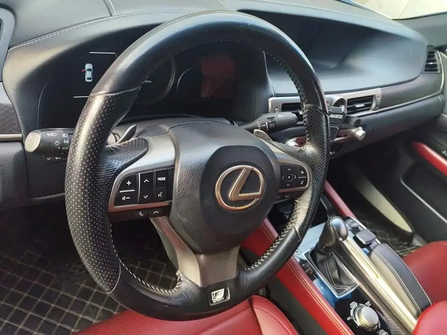 Lexus GS 2018 — Фото 15/16