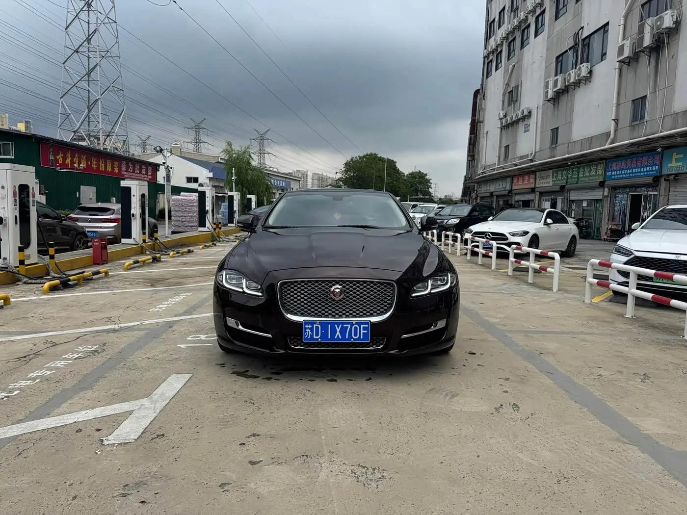 Jaguar XJ, 2017