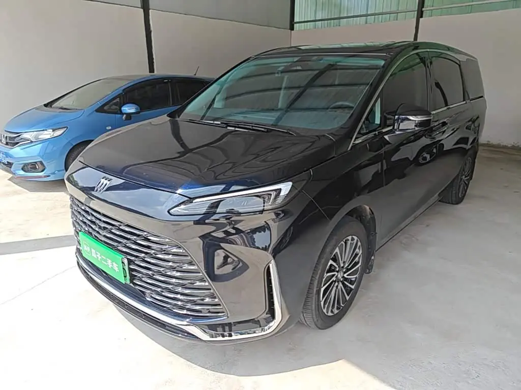 Buick GL8 New Energy 2025 — Photo 2/20