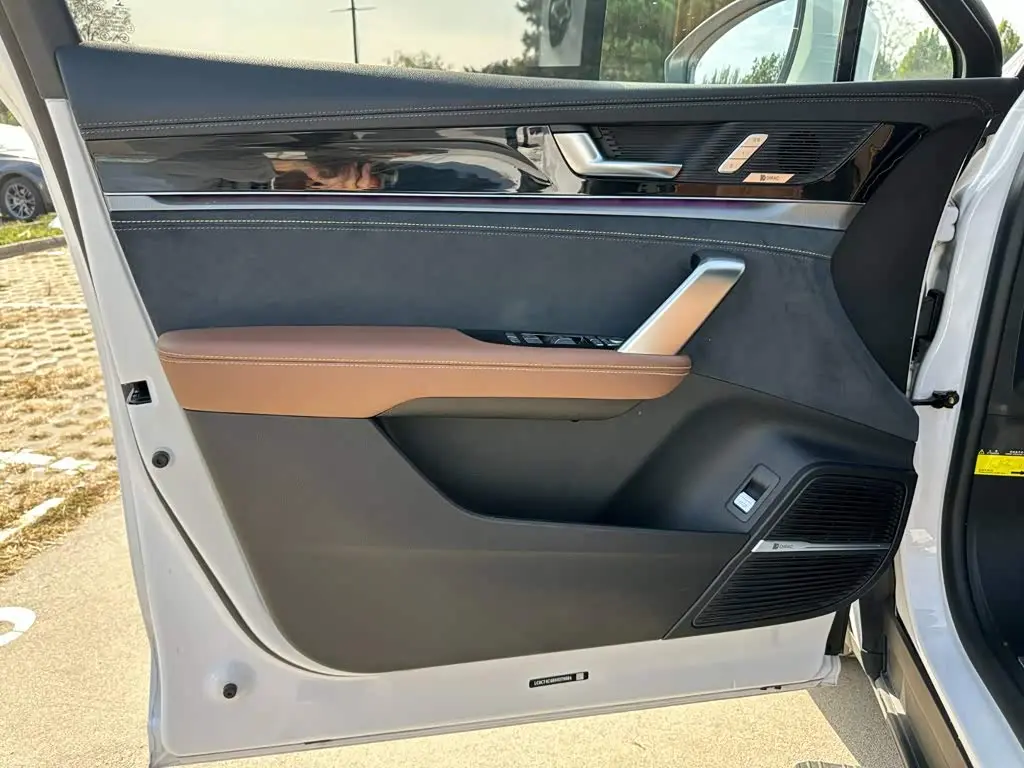 BYD Tang New Energy 2022 — ფოტო 16/20
