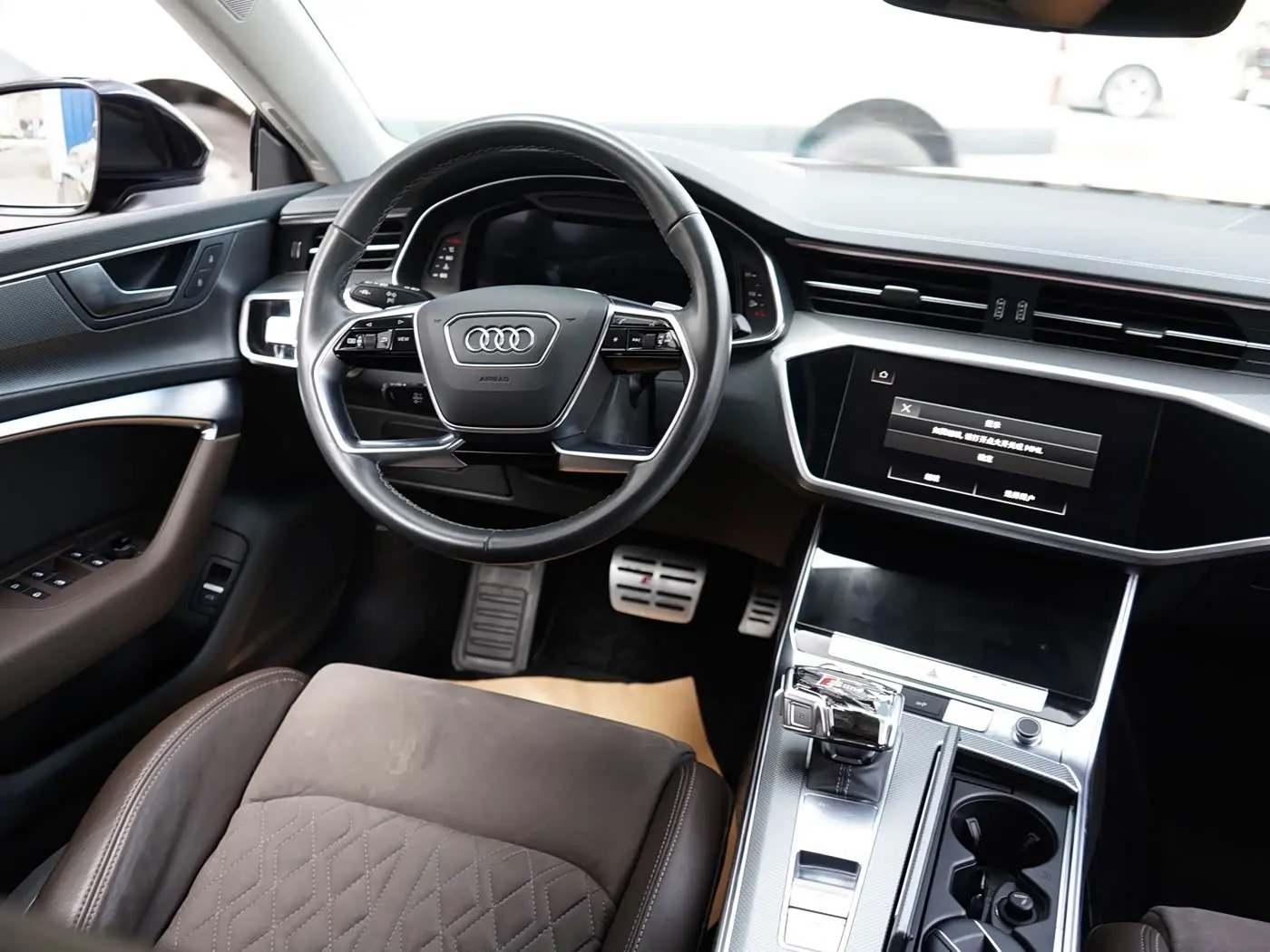 Audi A7L 2023 — Photo 15/15