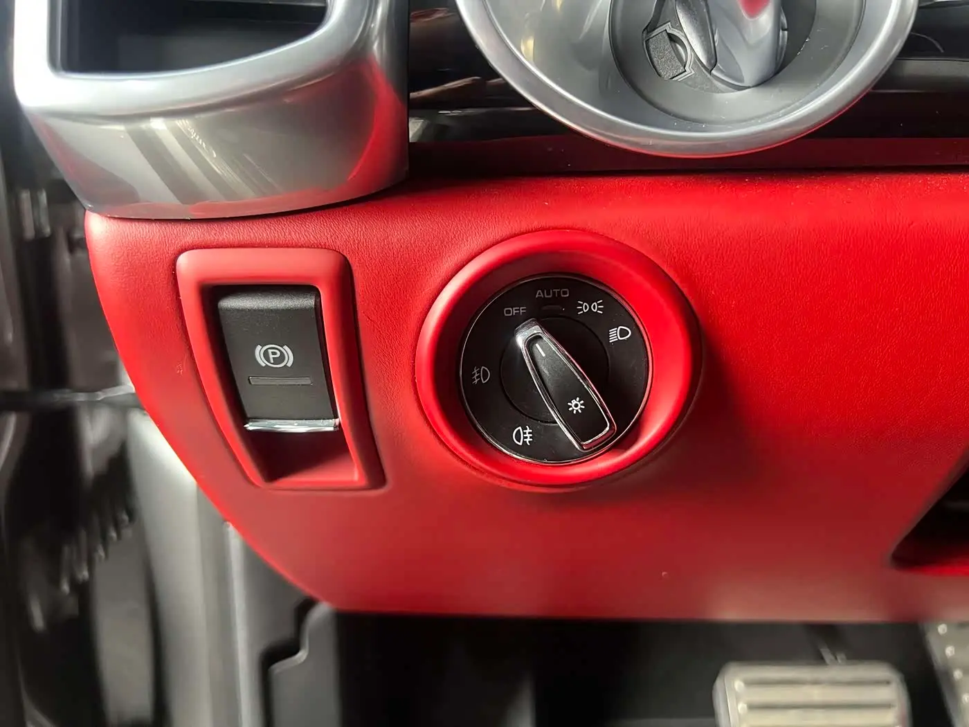 Porsche Cayenne 2017 — Şəkil 7/20