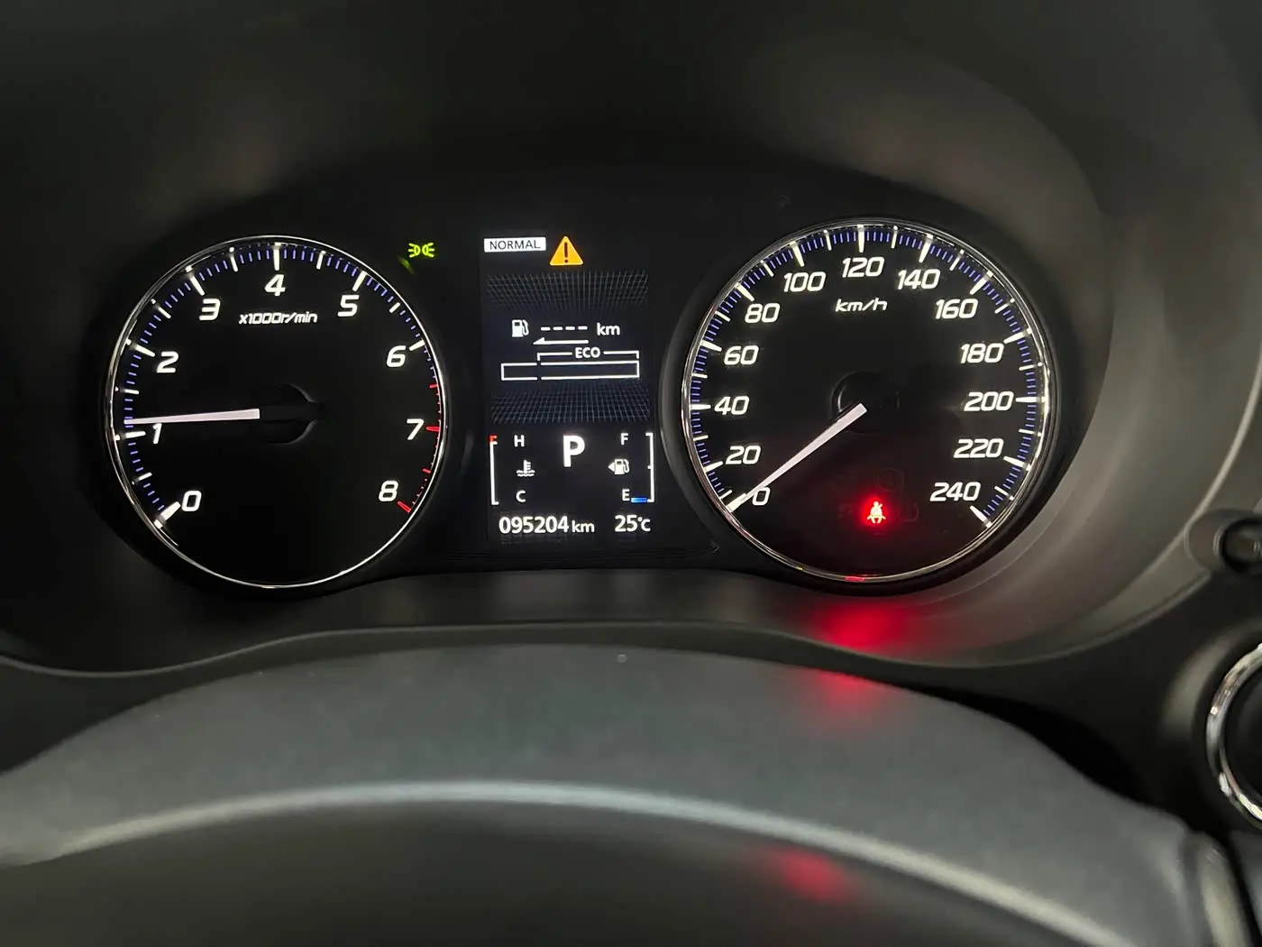 Mitsubishi Outlander 2021 — Photo 19/19