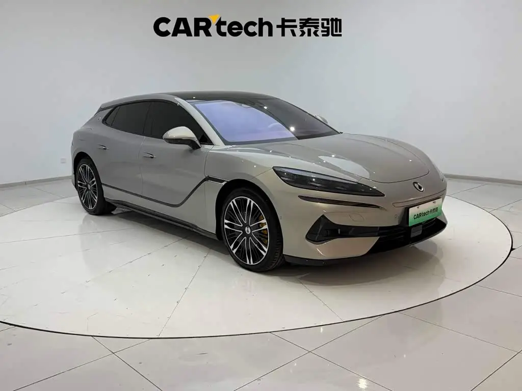 Denza Z9GT 2025 — Photo 4/20