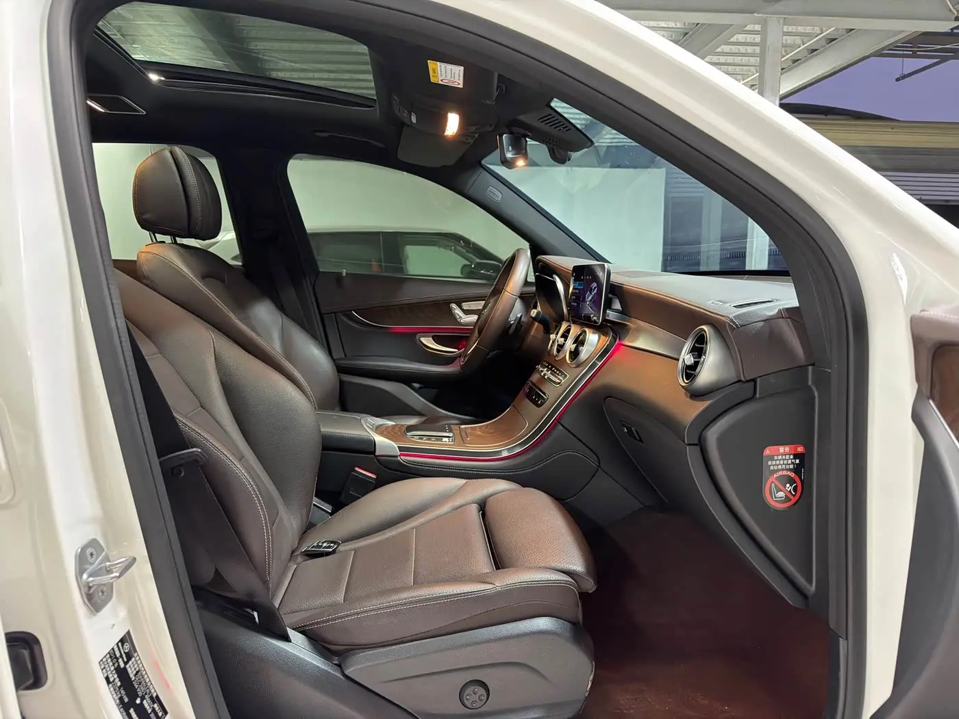 Mercedes-Benz GLC 2020 — Photo 18/20