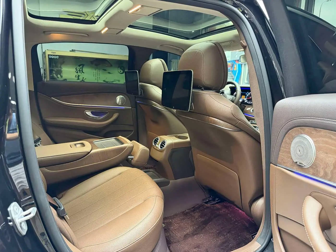 Mercedes-Benz E-Class 2018 — Фото 17/20